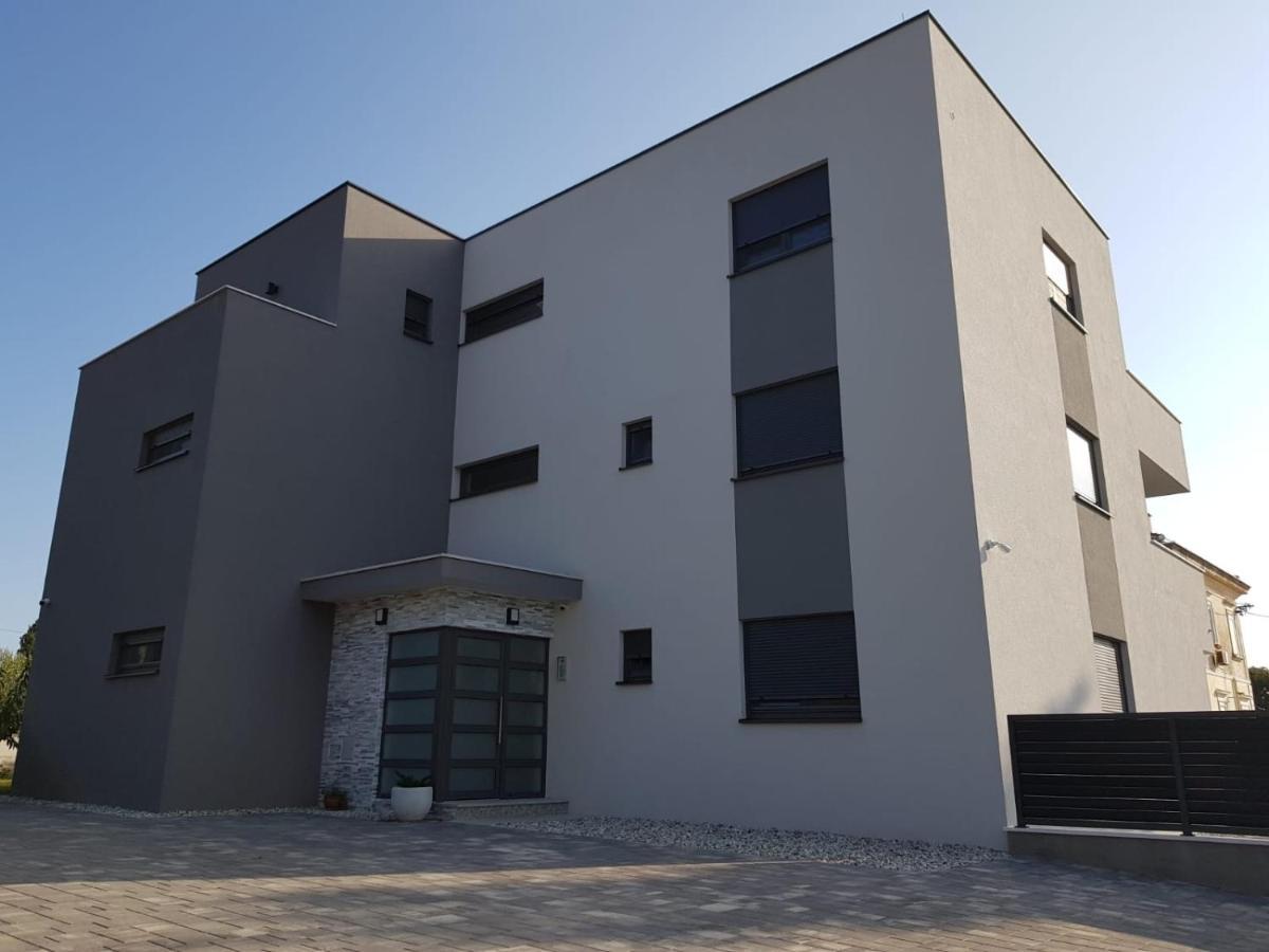 Vila Maslina - Apartman 3 Zadar Bagian luar foto